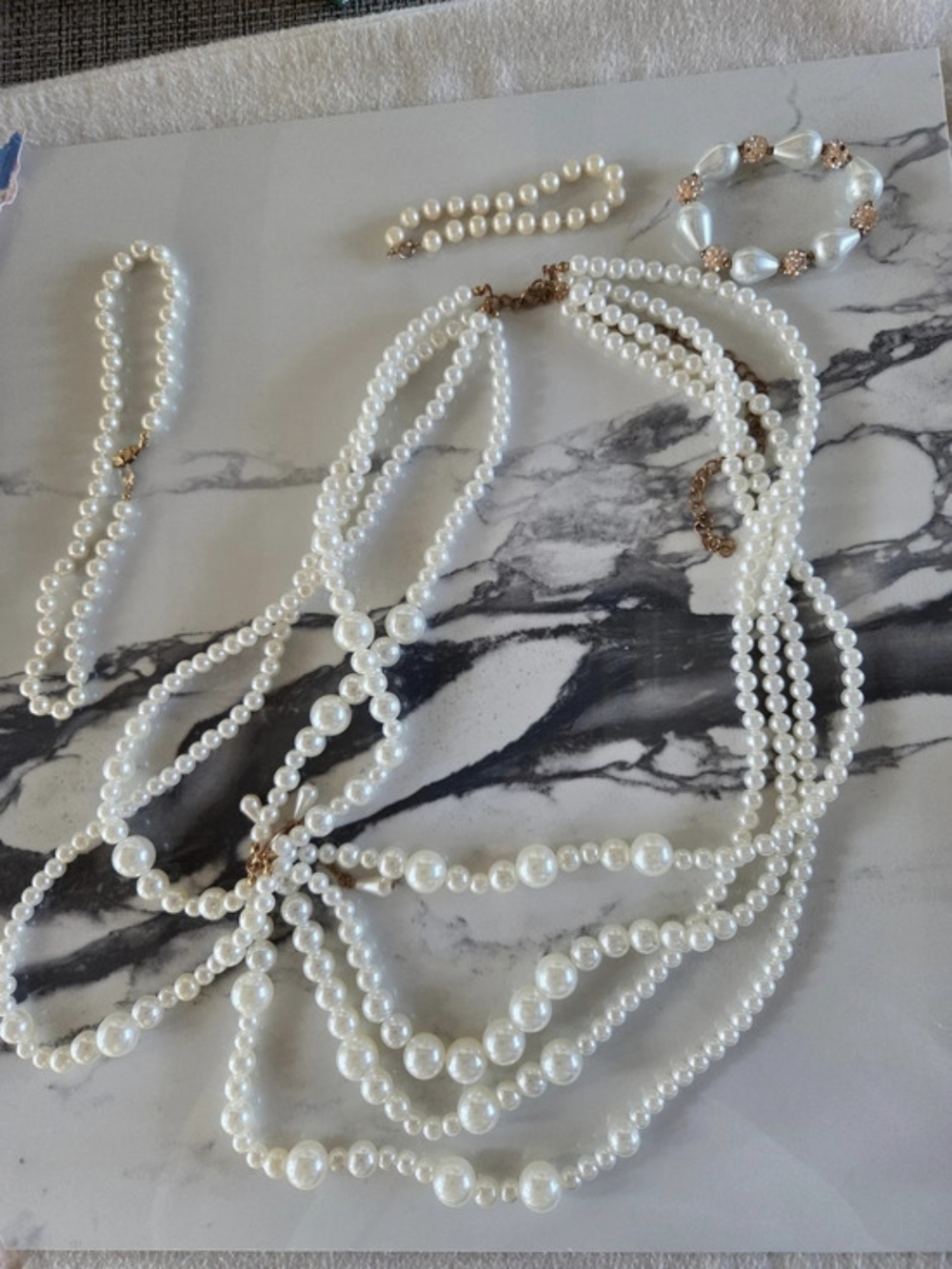 Bundle of Elegance: 4-Piece Pearl Statement Necklace & Bracelet Set